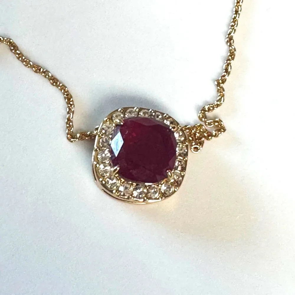 Kate Spade New York Basket Pave Pendant Necklace Gold Tone Red Stone NEW Retired